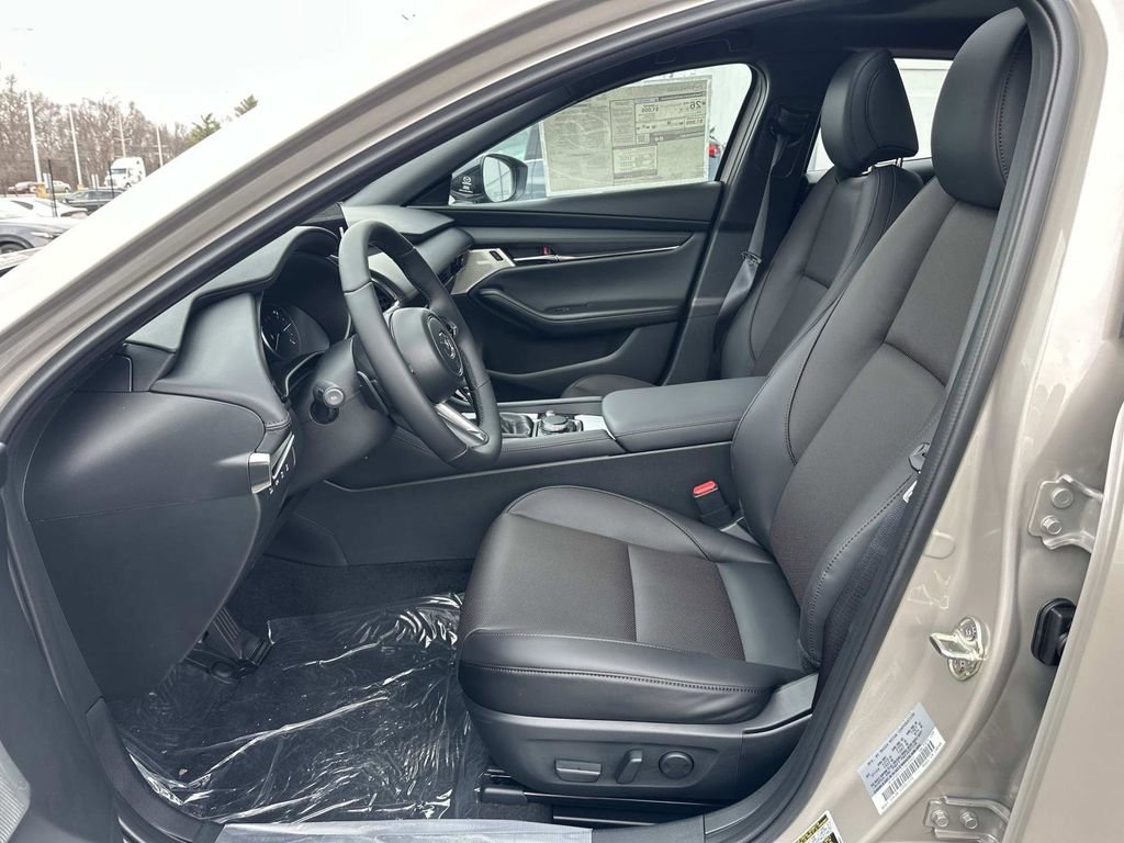 New 2026 MAZDA MAZDA3 Hatchback w/Premium Plus Pkg AWD/4WD image 25