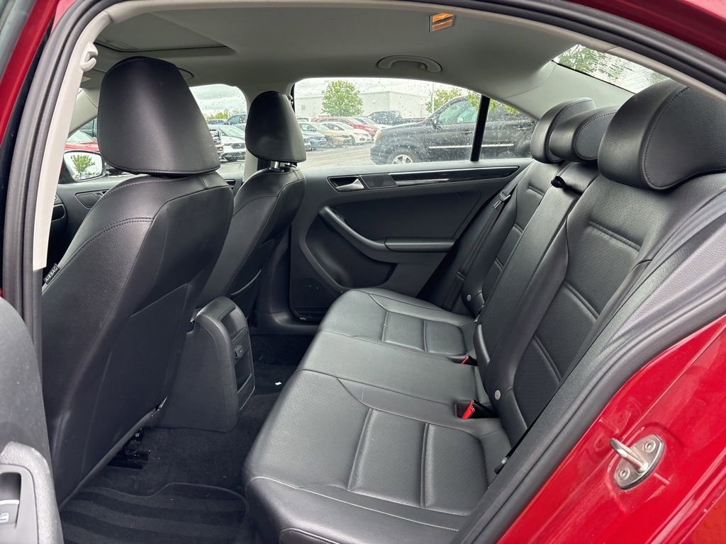Used 2017 Volkswagen Jetta SEL FWD image 15