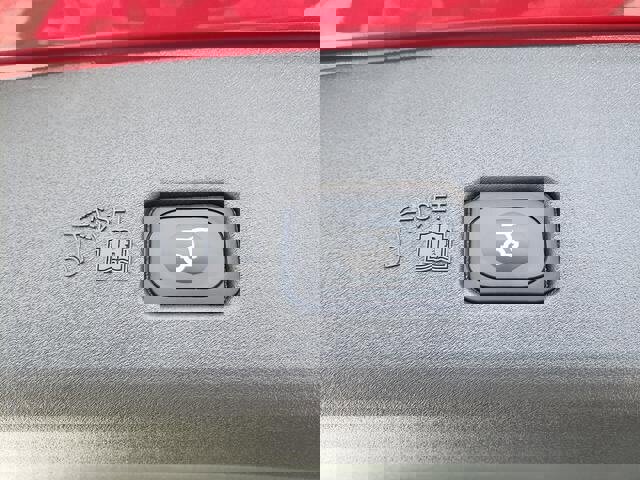 New 2026 Lincoln Nautilus Premier image 9