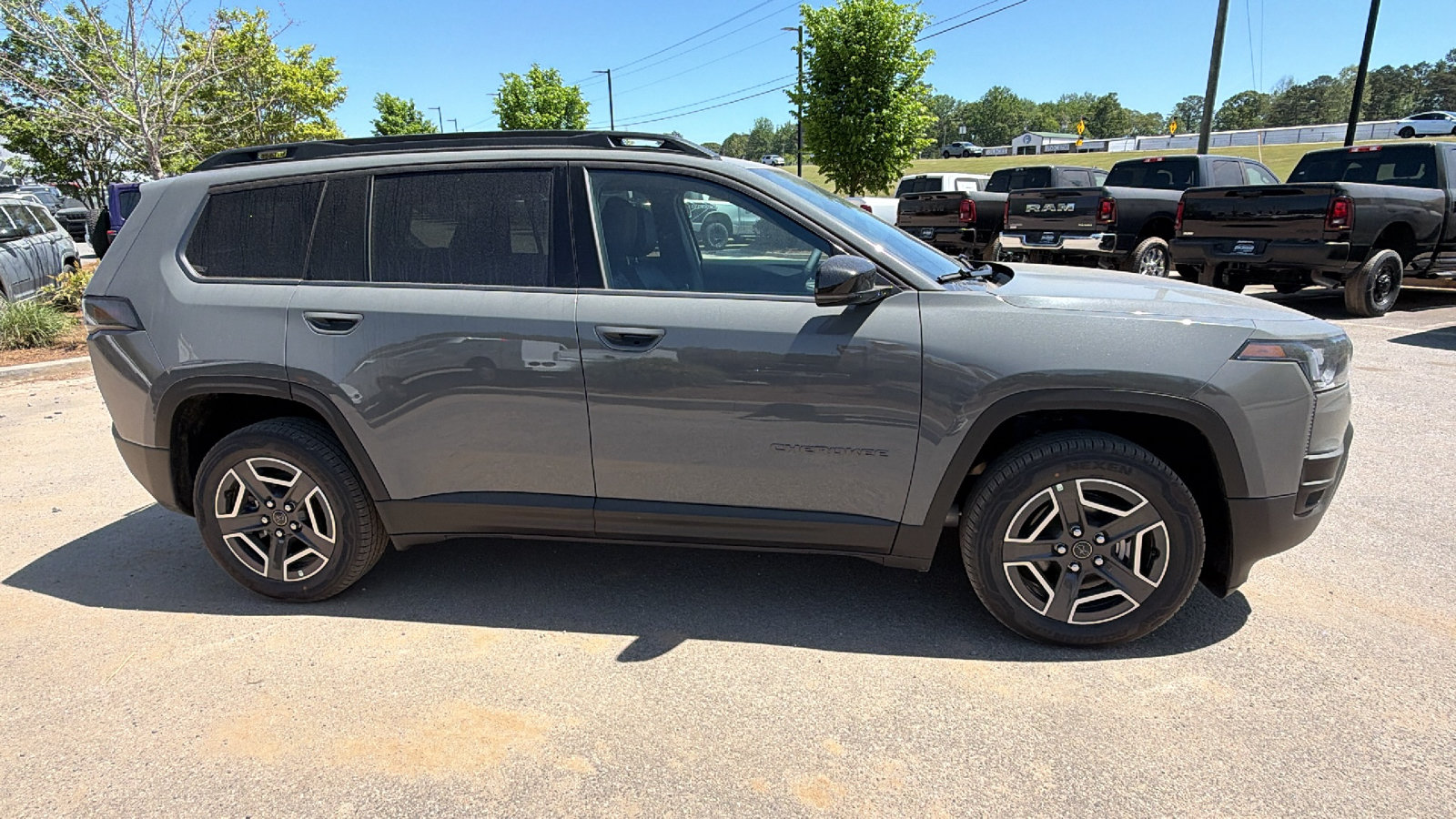 Certified 2026 Jeep Cherokee Limited AWD/4WD image 7
