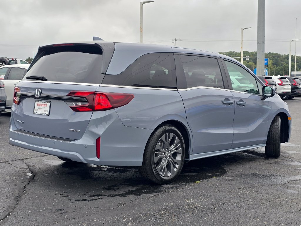 New 2027 Honda Odyssey Touring image 8