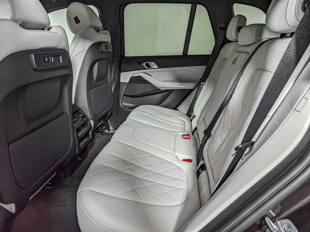 Certified 2023 BMW X5 xDrive40i w/ Premium Package image 43
