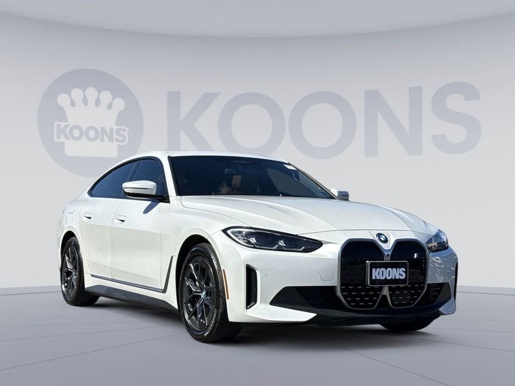 Used 2023 BMW i4 eDrive35 image 10