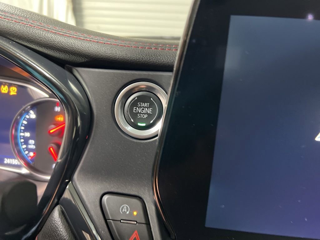 Used 2025 Chevrolet Blazer RS image 32