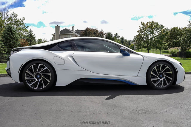 Used 2015 BMW i8 AWD/4WD image 9