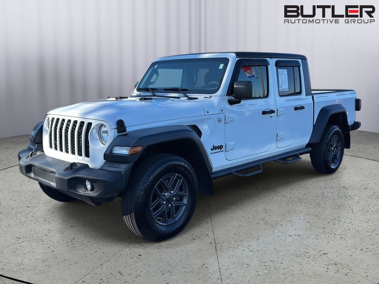 Used 2020 Jeep Gladiator Sport w/ Quick Order Package 24S image 2