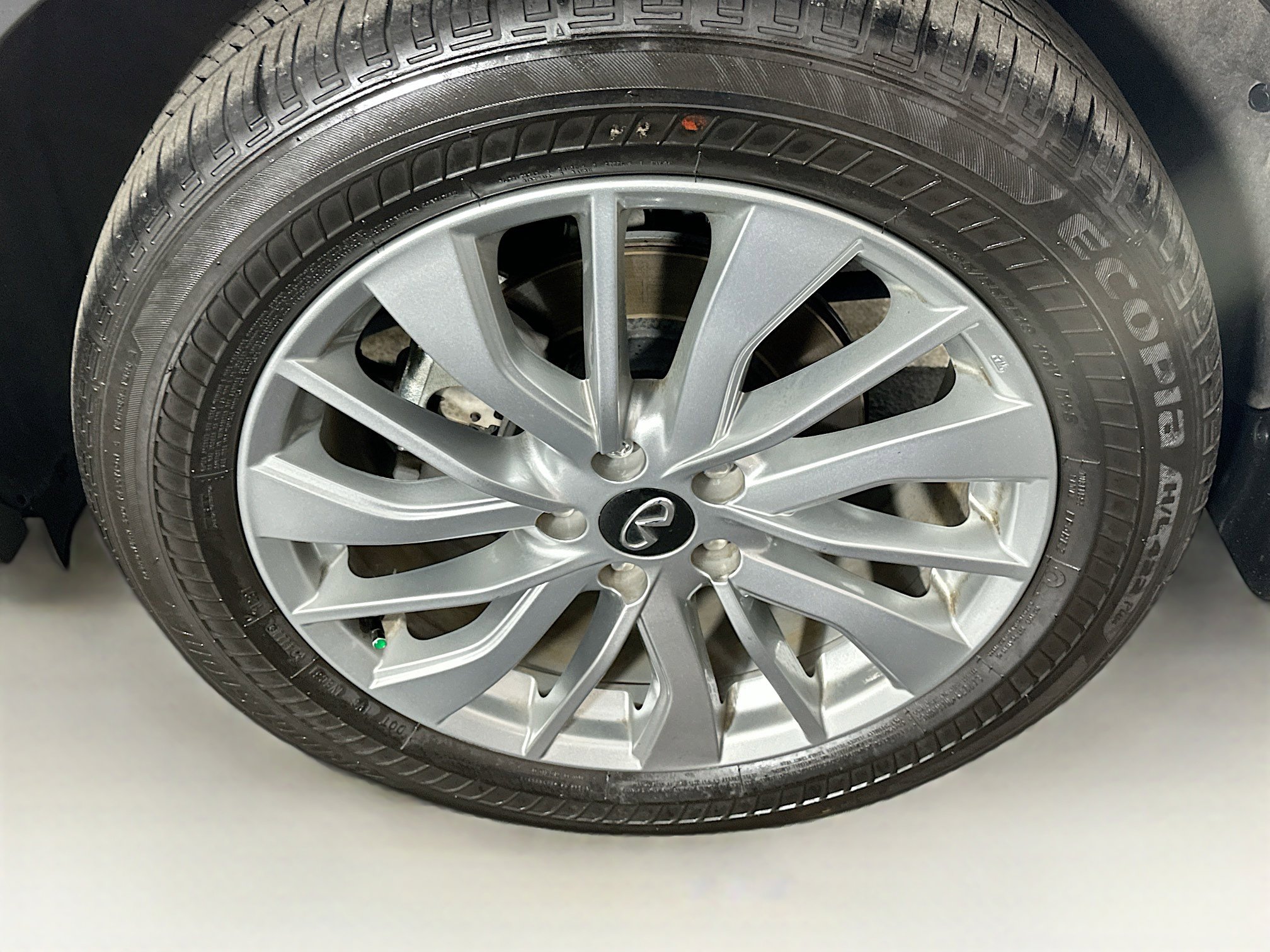 Used 2023 INFINITI QX50 Luxe image 11