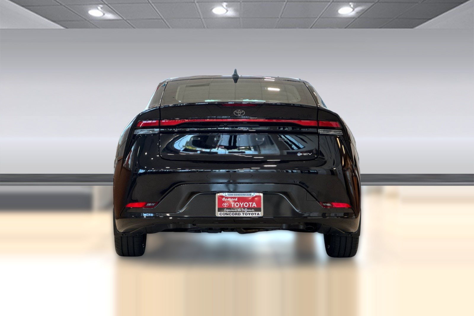 New 2026 Toyota Prius XLE FWD image 9