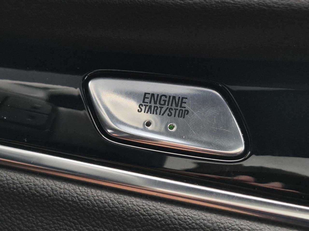 Used 2023 Buick Enclave Avenir w/ Avenir Technology Package AWD/4WD image 26