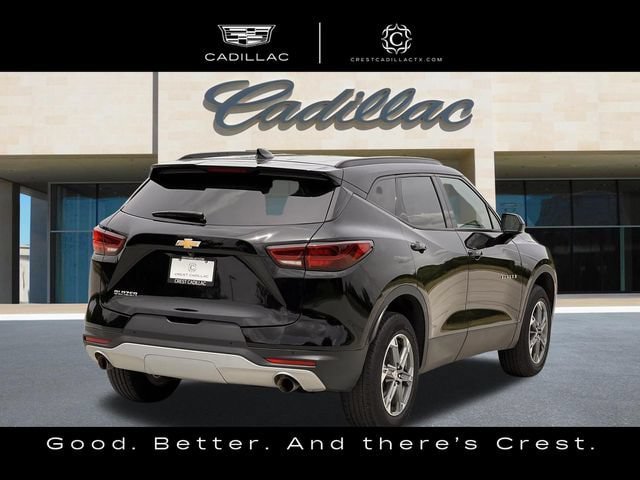 Used 2024 Chevrolet Blazer LT w/ Convenience Package FWD image 3