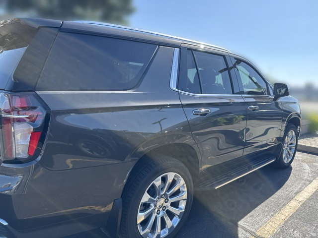 Used 2021 Chevrolet Tahoe Premier w/ Premium Package AWD/4WD image 41