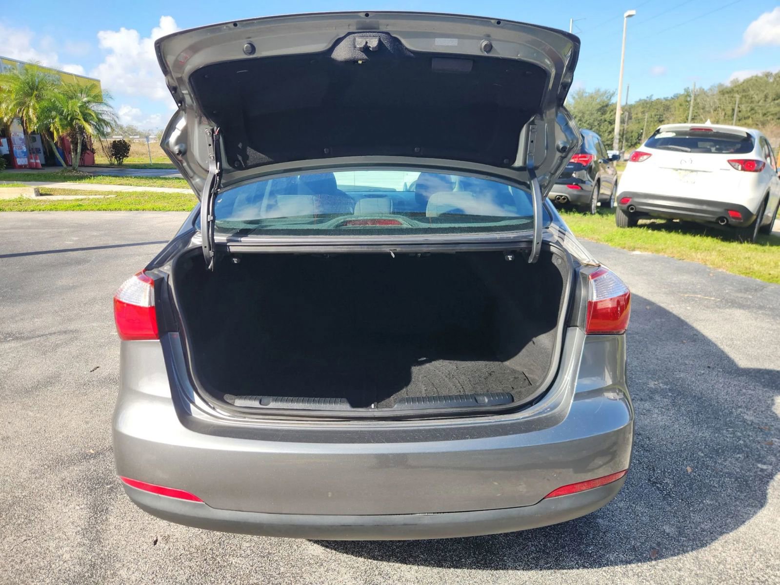 Used 2016 Kia Forte LX w/ LX Popular Plus Package image 13