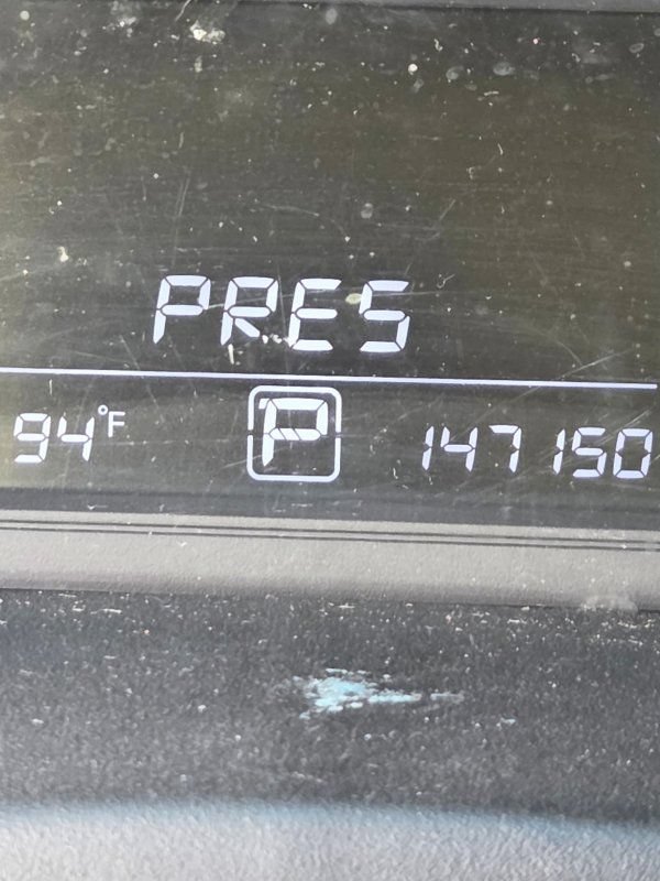 Used 2015 Nissan Sentra S FWD image 4