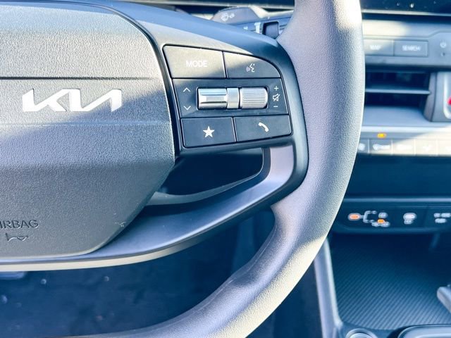 New 2025 Kia K4 LXS image 26