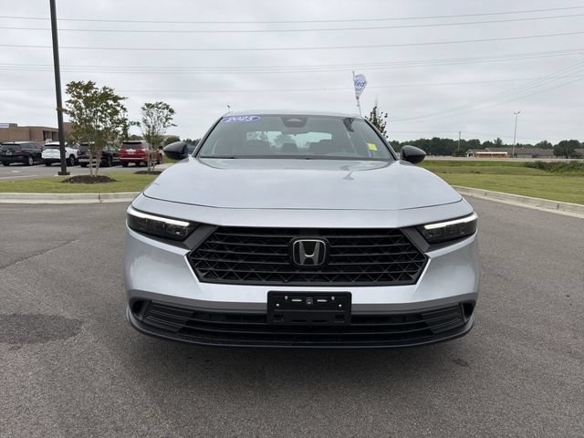 Used 2025 Honda Accord Sport image 10