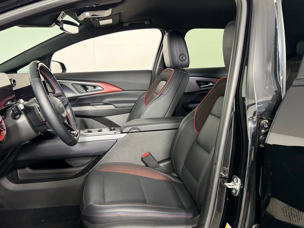 Used 2024 Chevrolet Equinox EV RS image 19