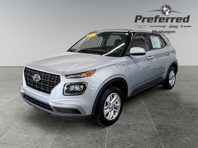 Used 2022 Hyundai Venue SE FWD image 10