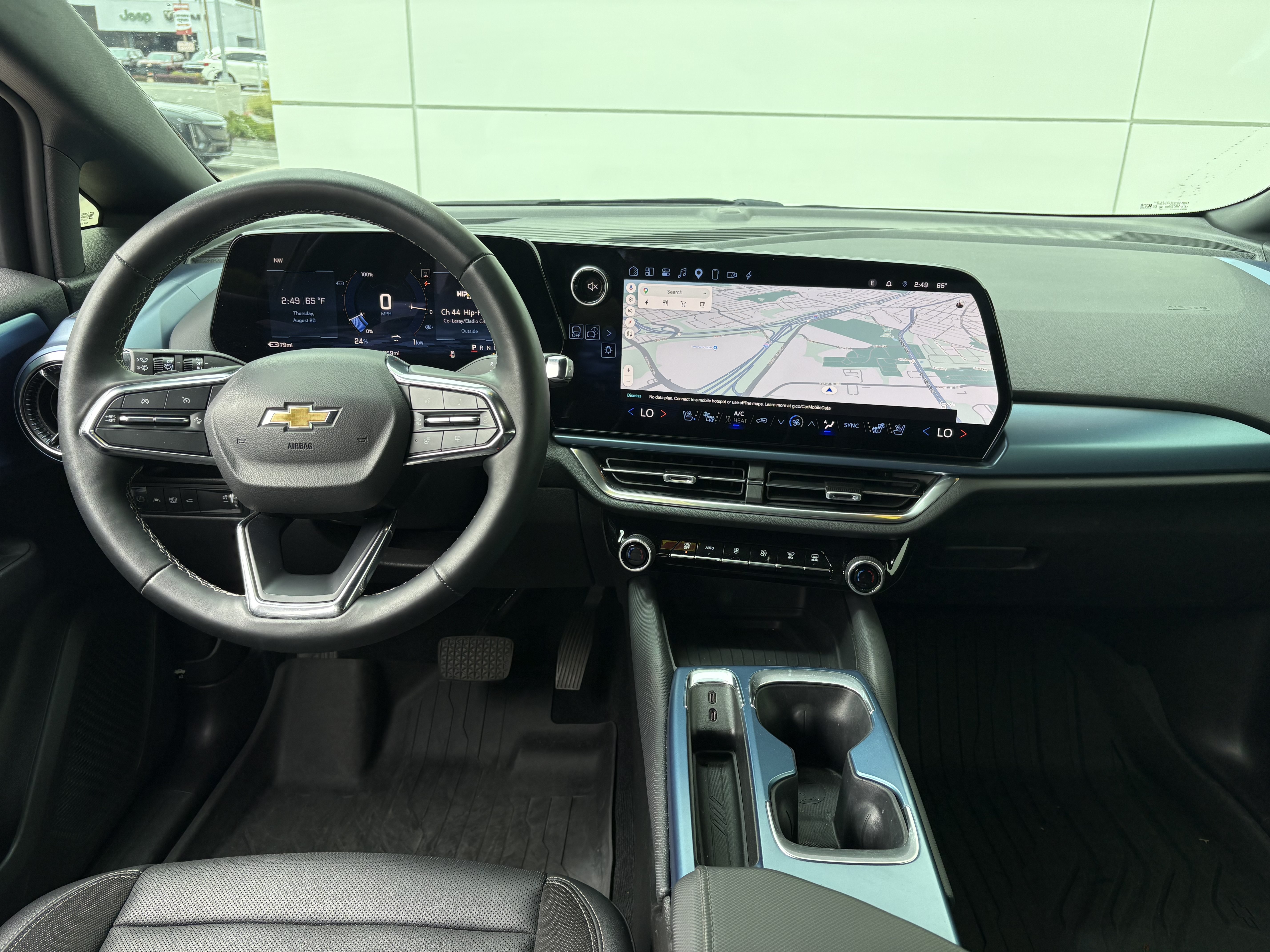 Used 2024 Chevrolet Equinox EV LT w/ LPO, Blackout Package FWD image 18