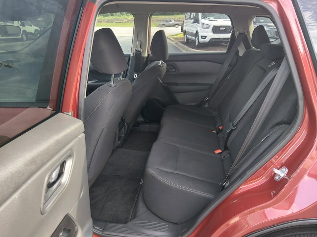 Used 2026 Nissan Rogue S FWD image 14