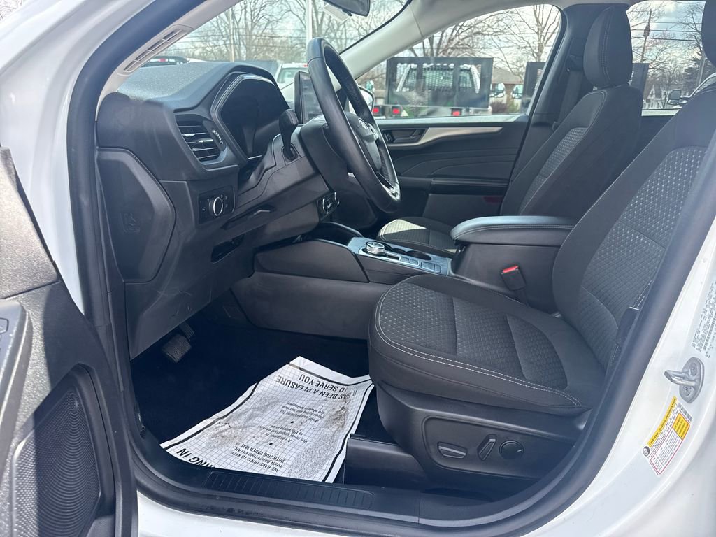 Used 2023 Ford Escape Active w/ Cold Weather Package image 19