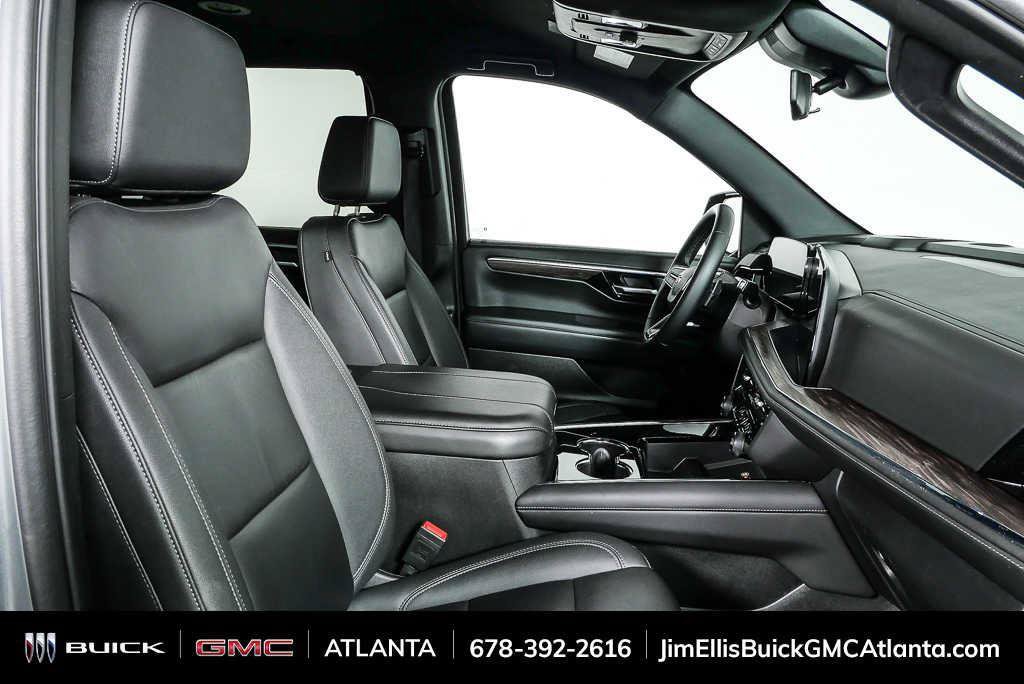 Used 2025 Chevrolet Tahoe LT AWD/4WD image 22