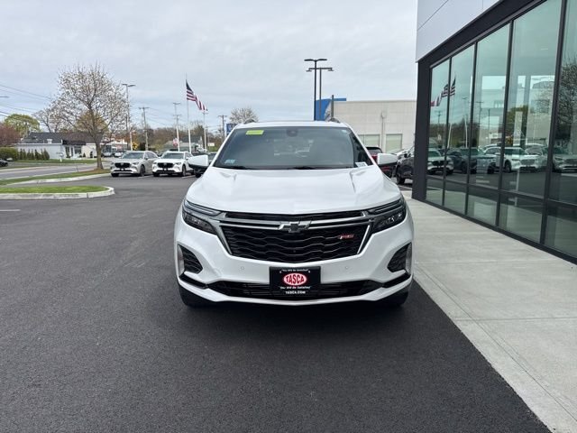 Used 2023 Chevrolet Equinox RS w/ RS Leather Package AWD/4WD image 8
