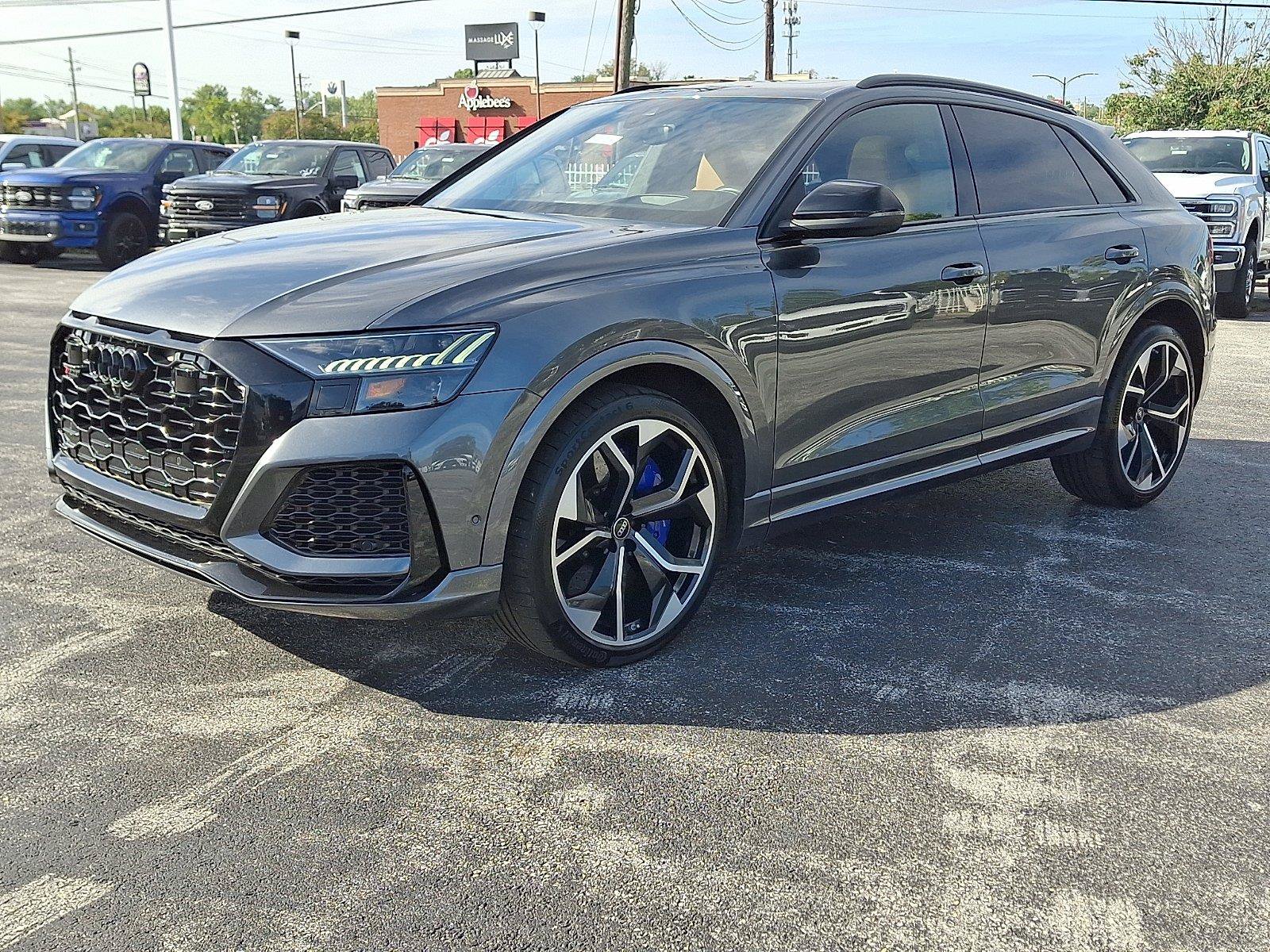 Used 2022 Audi RS Q8 w/ Black Optic Package AWD/4WD image 3