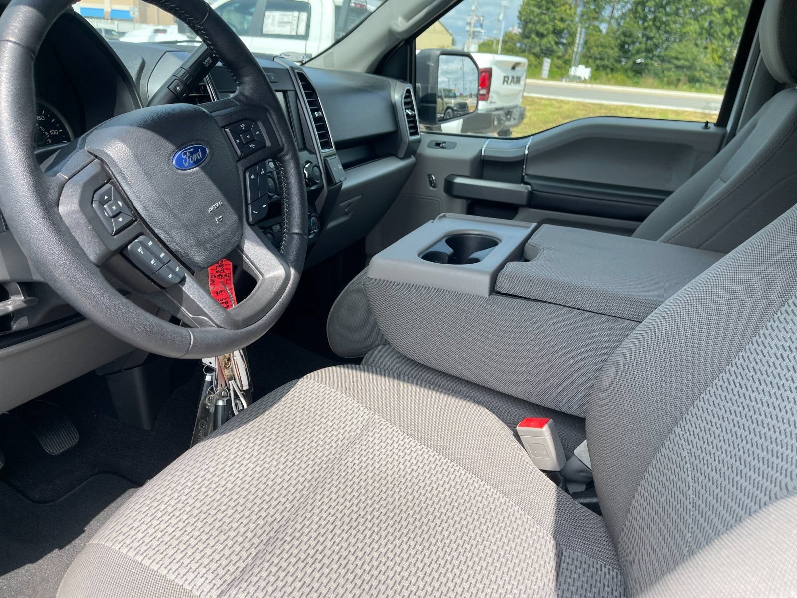 Used 2019 Ford F150 XLT w/ Equipment Group 302A Luxury AWD/4WD image 11