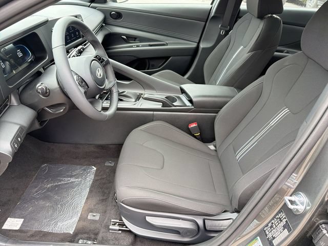 New 2026 Hyundai Elantra Sport FWD image 15