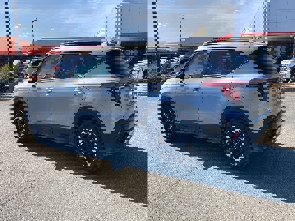 Used 2025 Kia Seltos S image 5