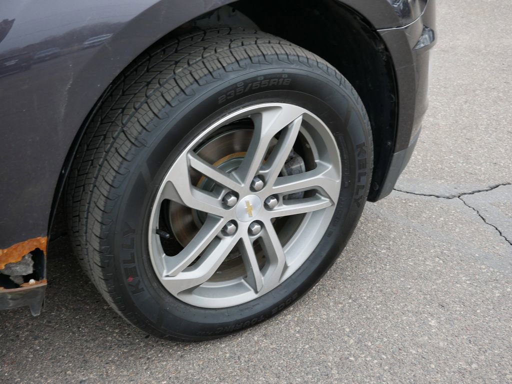 Used 2016 Chevrolet Equinox LTZ w/ Enhanced Convenience Package image 9