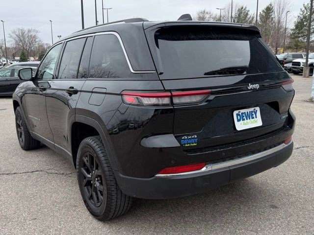 Used 2022 Jeep Grand Cherokee Limited AWD/4WD image 3