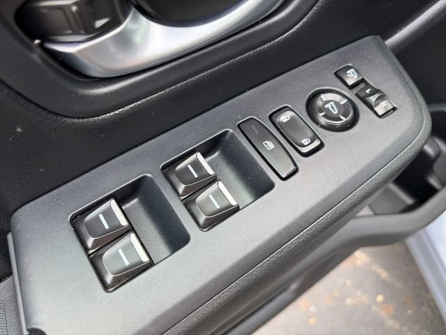 Used 2025 Honda Pilot TrailSport image 21