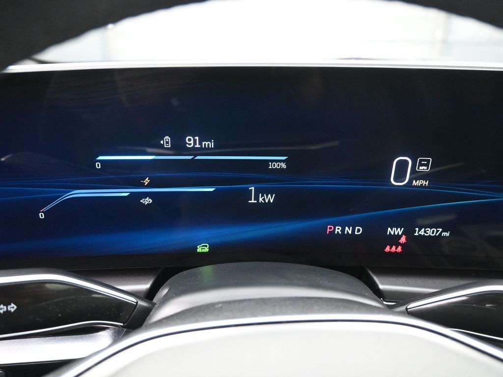 Used 2024 Cadillac Lyriq Tech image 16