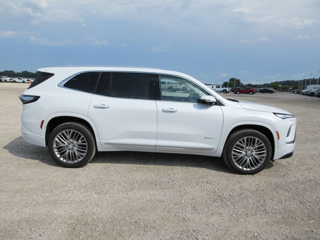 New 2027 Buick Enclave Avenir AWD/4WD image 3