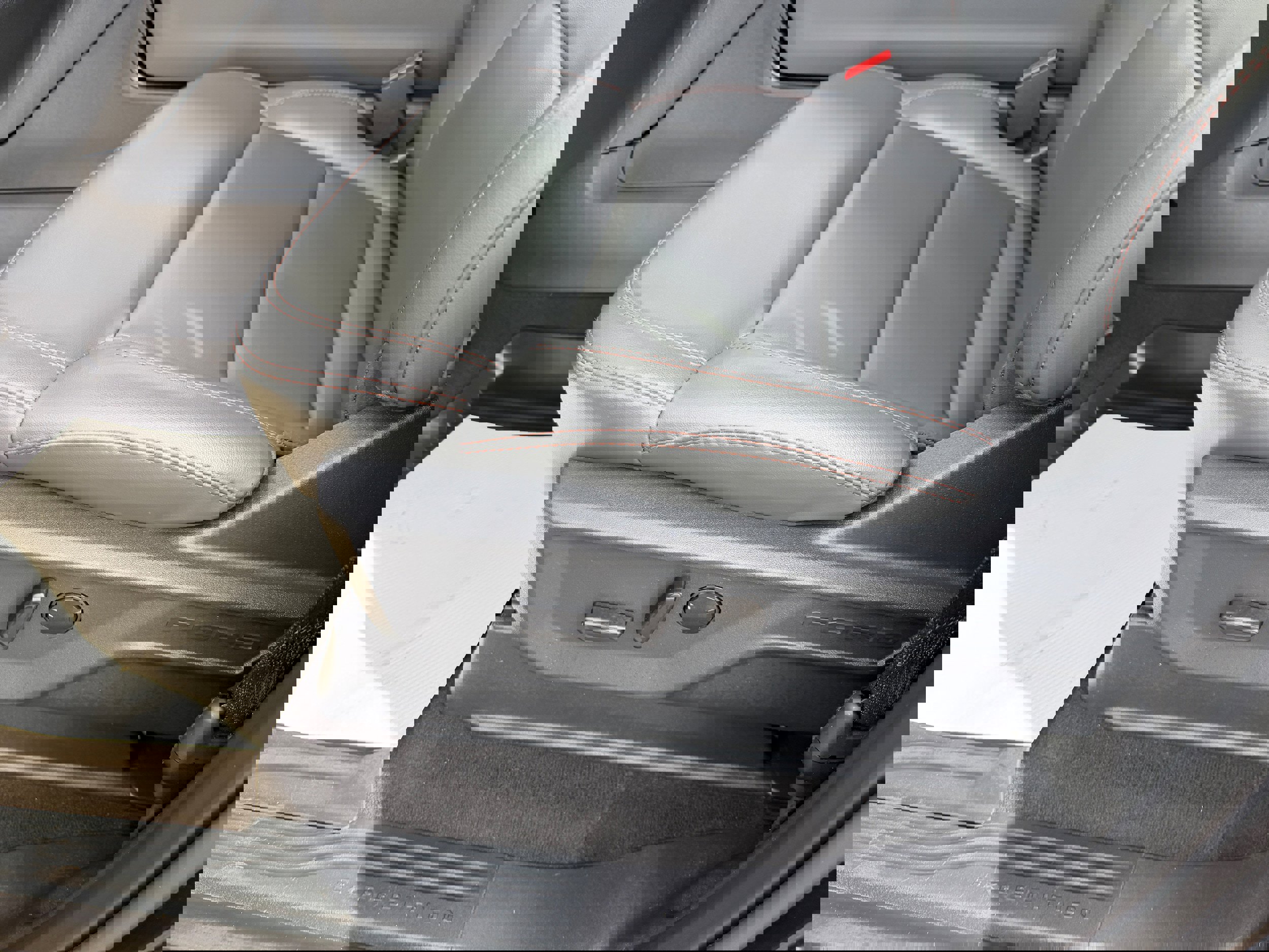 Certified 2025 Ford Expedition Active AWD/4WD image 22