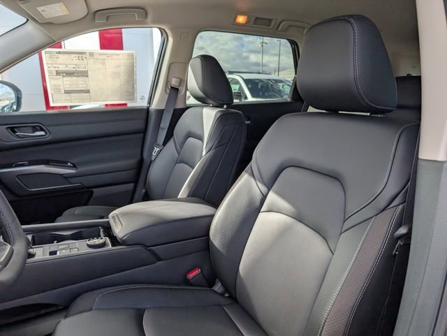 New 2026 Nissan Pathfinder SL AWD/4WD image 7