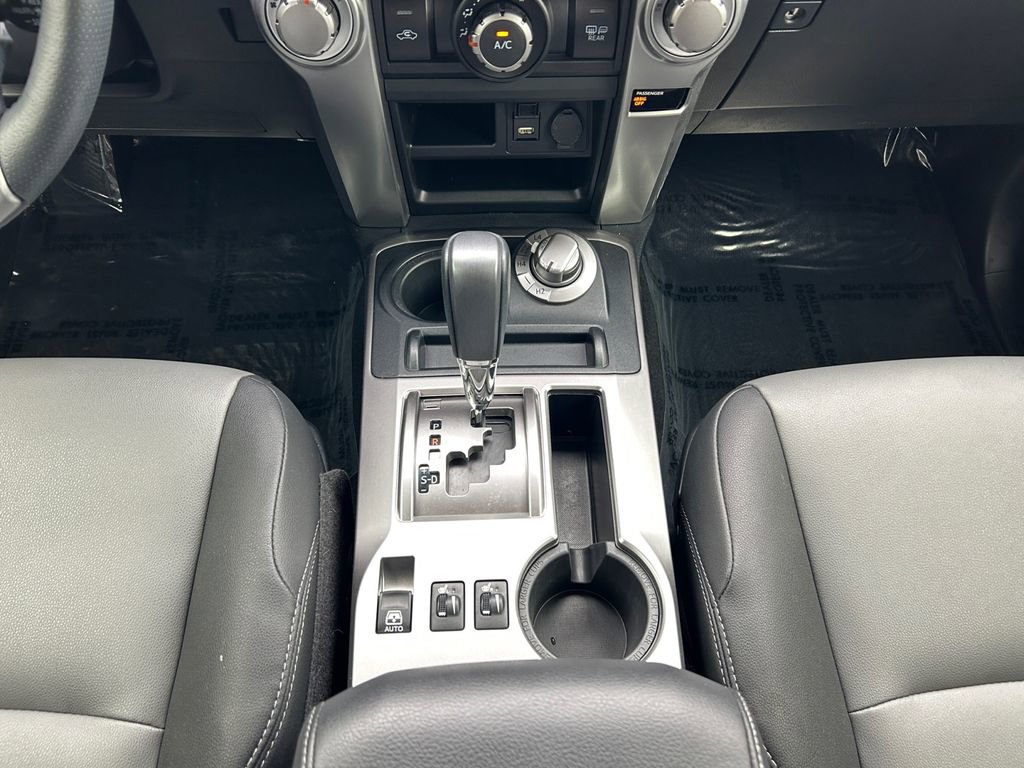 Used 2022 Toyota 4Runner SR5 Premium image 13