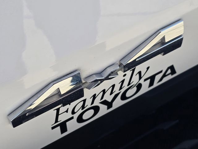 Certified 2025 Toyota Tundra Limited w/ Power Package image 8