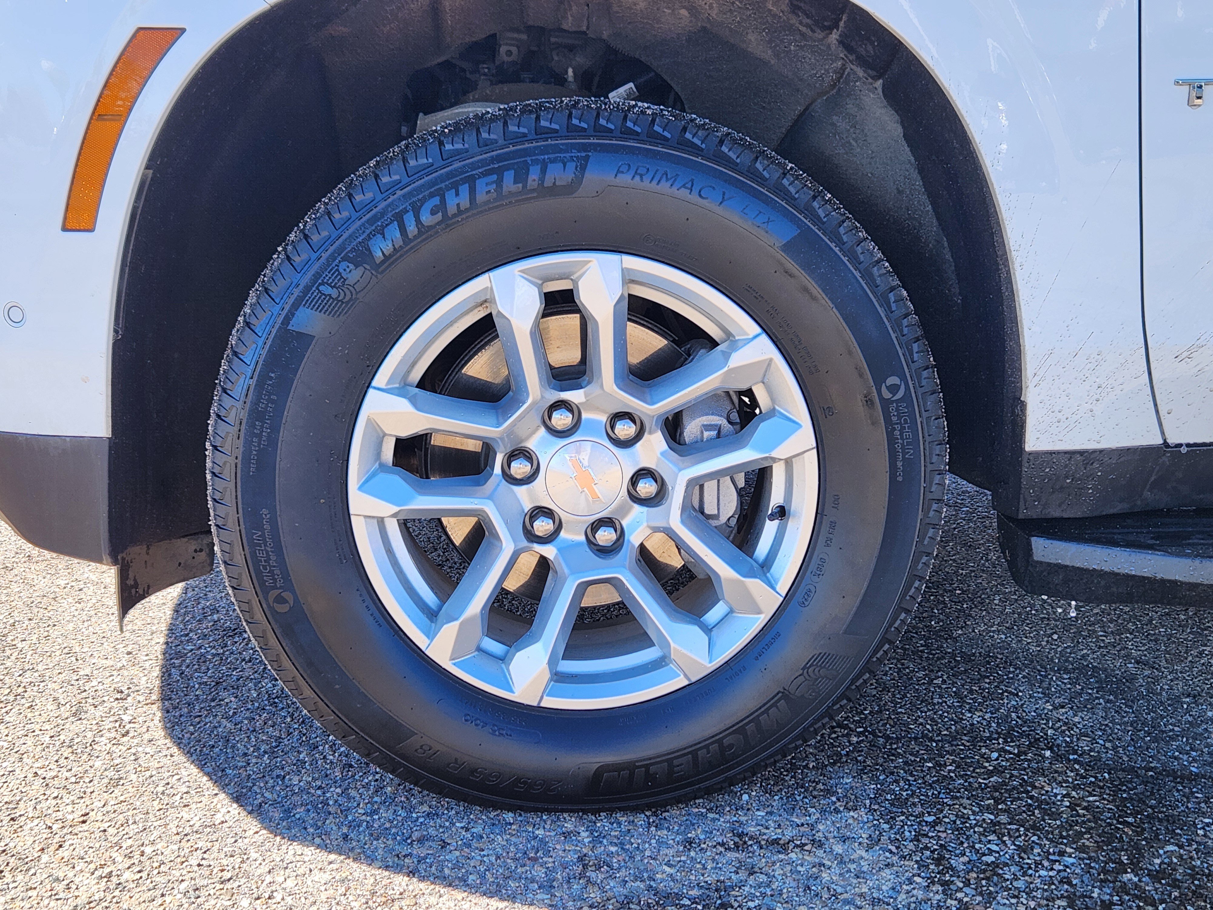Used 2025 Chevrolet Tahoe LT AWD/4WD image 7