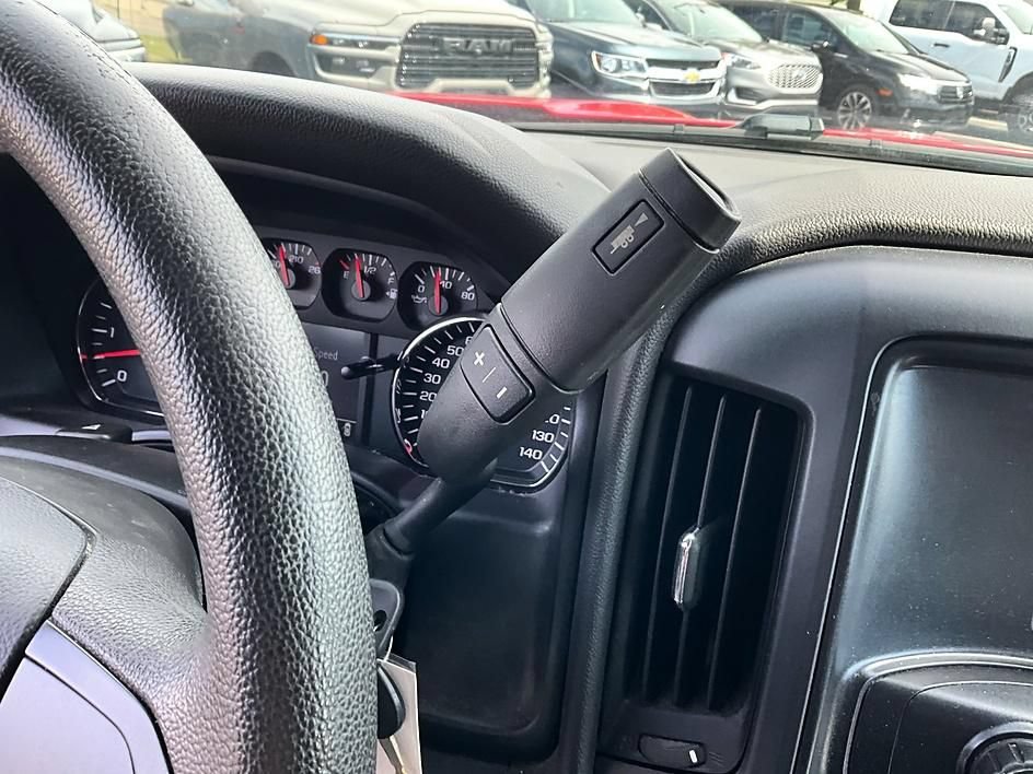Used 2016 Chevrolet Silverado 1500 W/T AWD/4WD image 18
