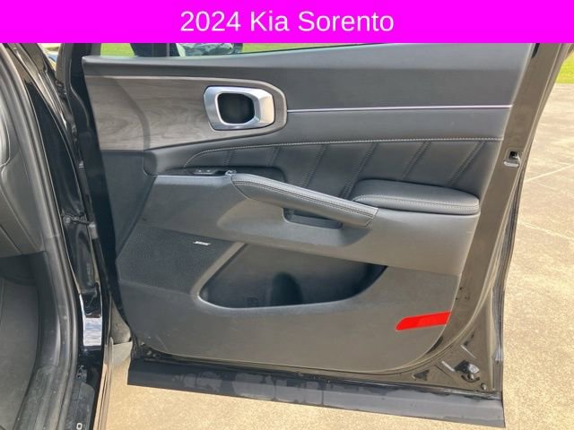 Used 2024 Kia Sorento SX Prestige image 13