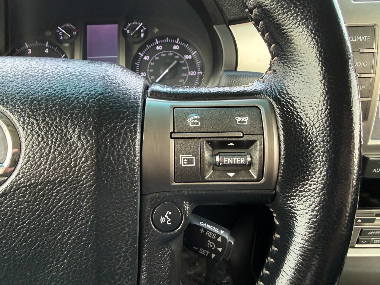 Used 2013 Lexus GX 460 image 33