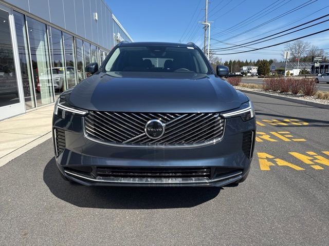 Certified 2025 Volvo XC90 B6 Plus AWD/4WD image 7