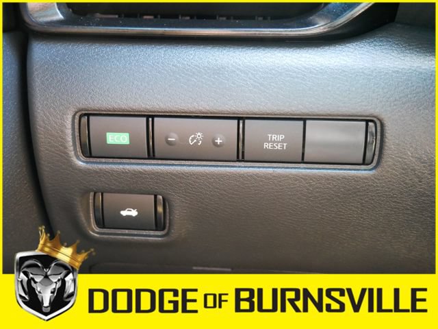 Used 2023 Nissan Sentra SV w/ SV Premium Package FWD image 25