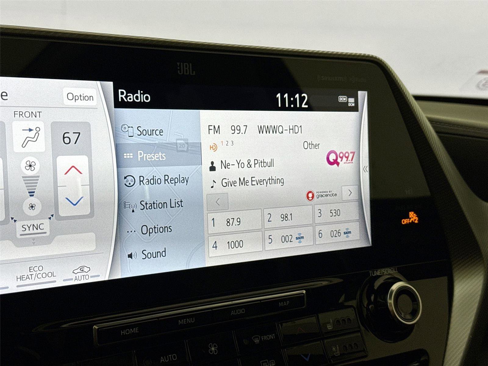Used 2022 Toyota Highlander Platinum FWD image 25
