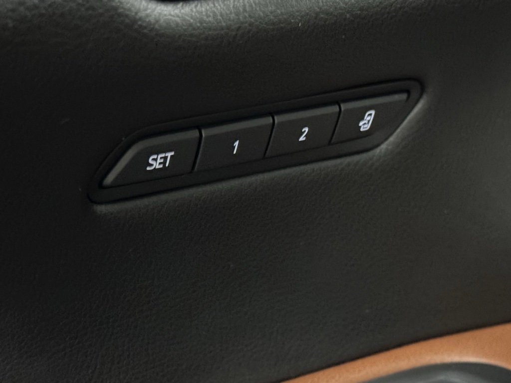 Used 2024 Cadillac XT5 Premium Luxury image 34