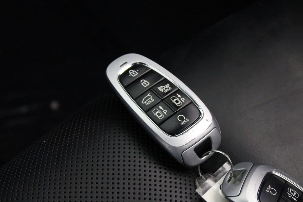 Used 2023 Hyundai Palisade Calligraphy w/ Cargo Package image 33