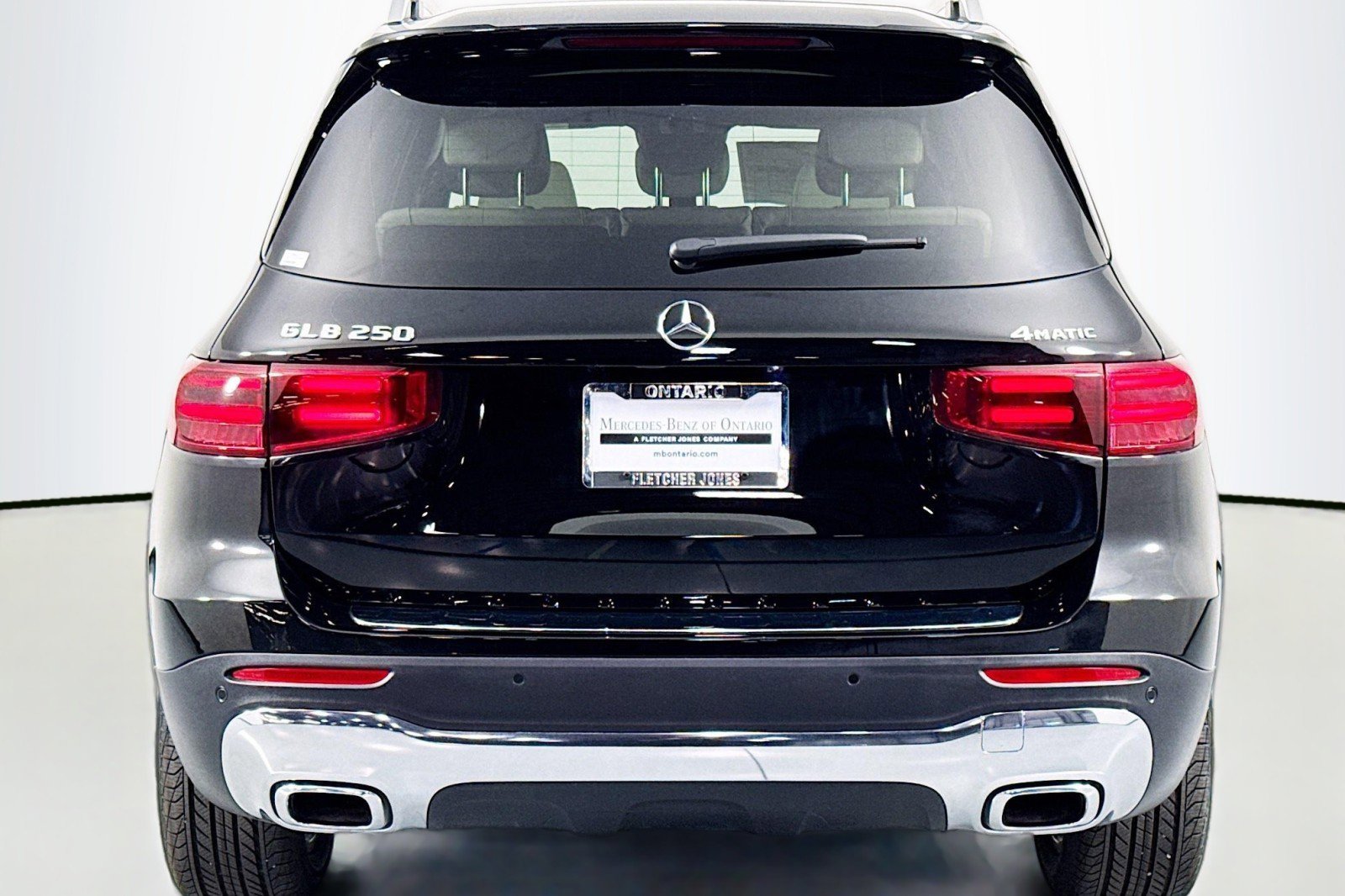 New 2026 Mercedes-Benz GLB 250 4MATIC image 3