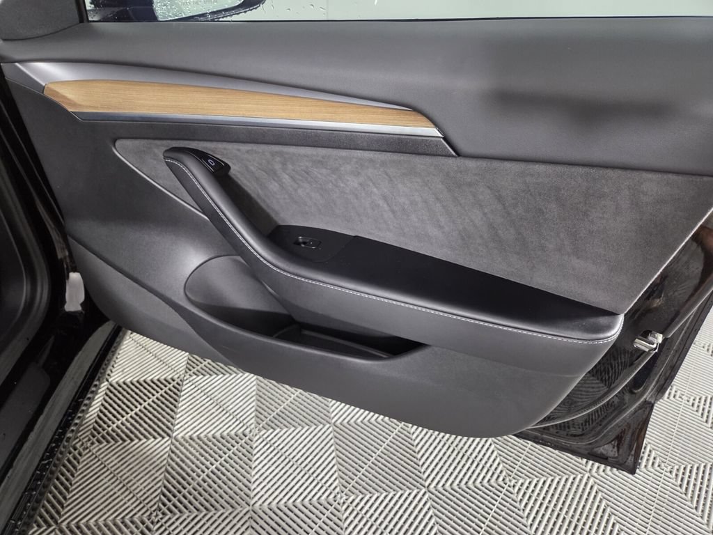 Used 2021 Tesla Model 3 Long Range AWD/4WD image 39